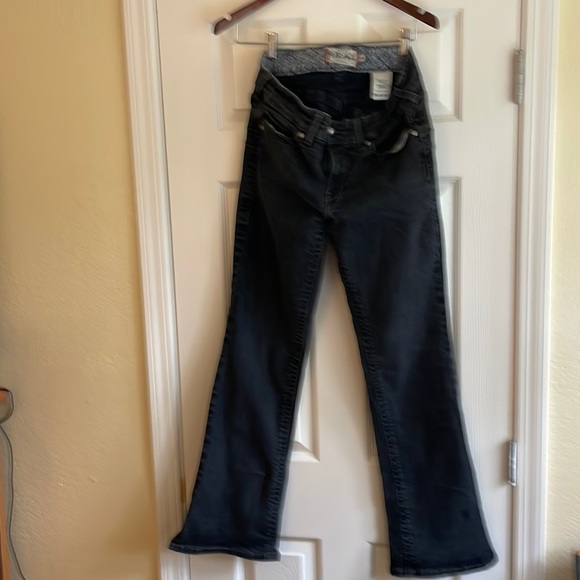 Arait Denim Jeans - Picture 1 of 14